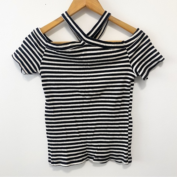 Stripped Off-Shoulder Top - Picture 3 of 3